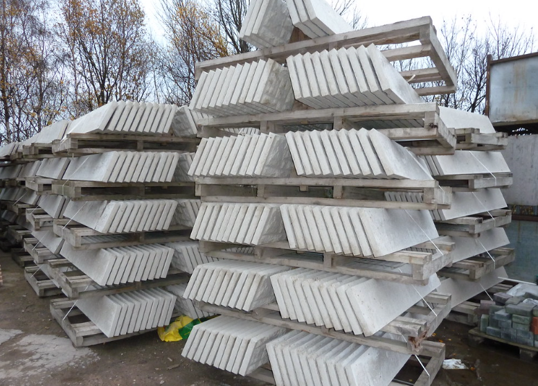 Precast Concrete Panels vs Insulated: Is the Extra Cost Worth the Energy Savings?