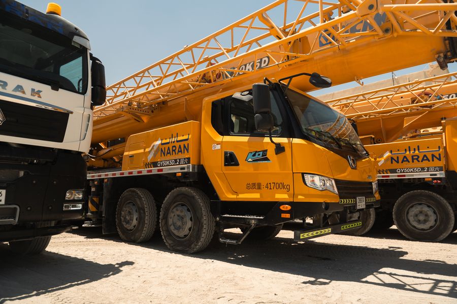 Naran branded mobile crane