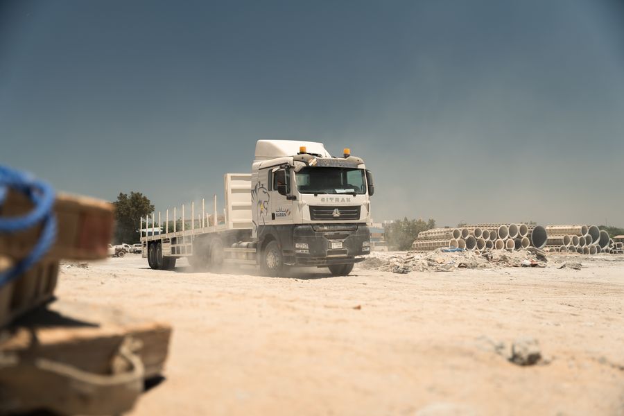 Precast delivery in transit
